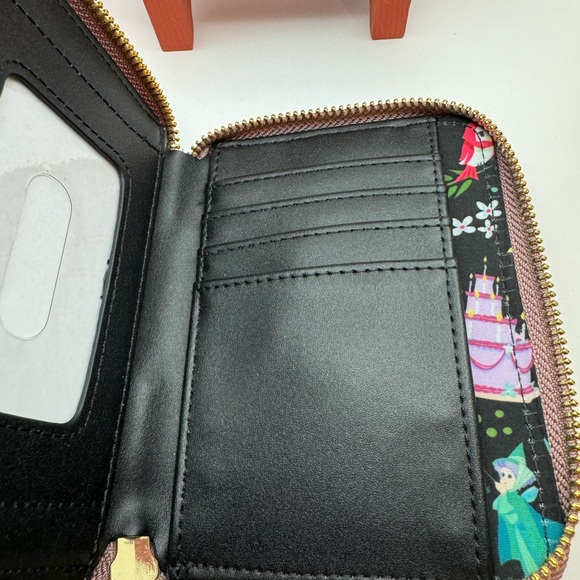 Loungefly Disney Princess Briar Rose Zip Around Wallet Sleeping Beauty NWT - Picture 9 of 16
